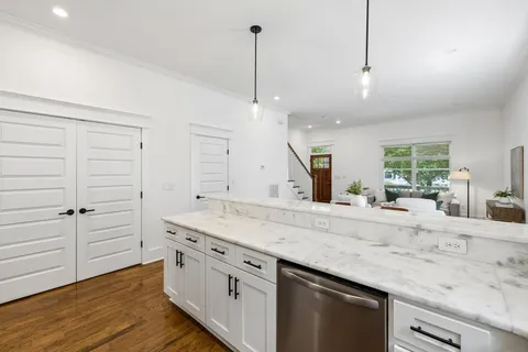 $694,000 | 1212 A Pennock Avenue, Nashville, TN 37207