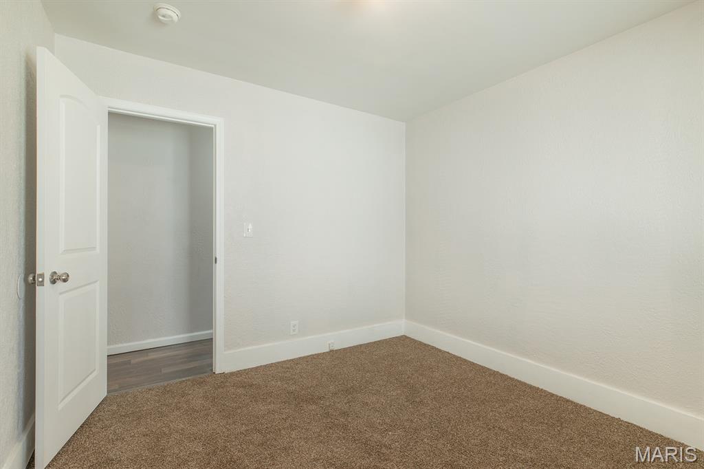 726 Rice Street Wood River, IL 62095 - Photo 15 of 28