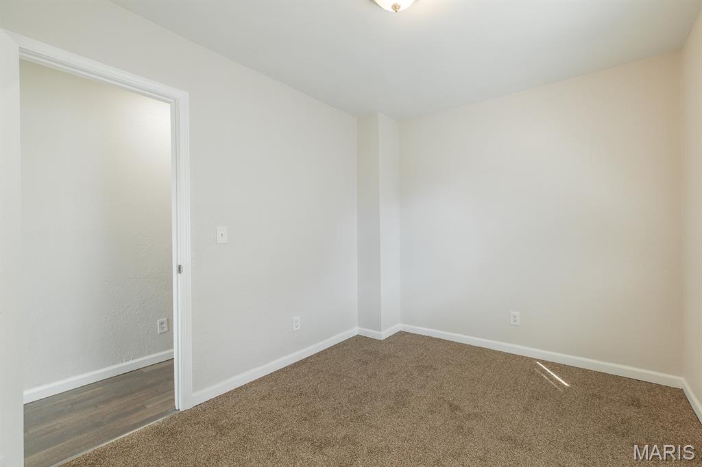 726 Rice Street Wood River, IL 62095 - Photo 18 of 28