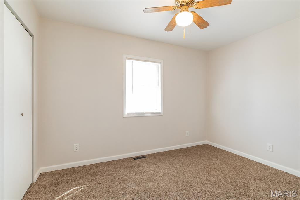 726 Rice Street Wood River, IL 62095 - Photo 10 of 28