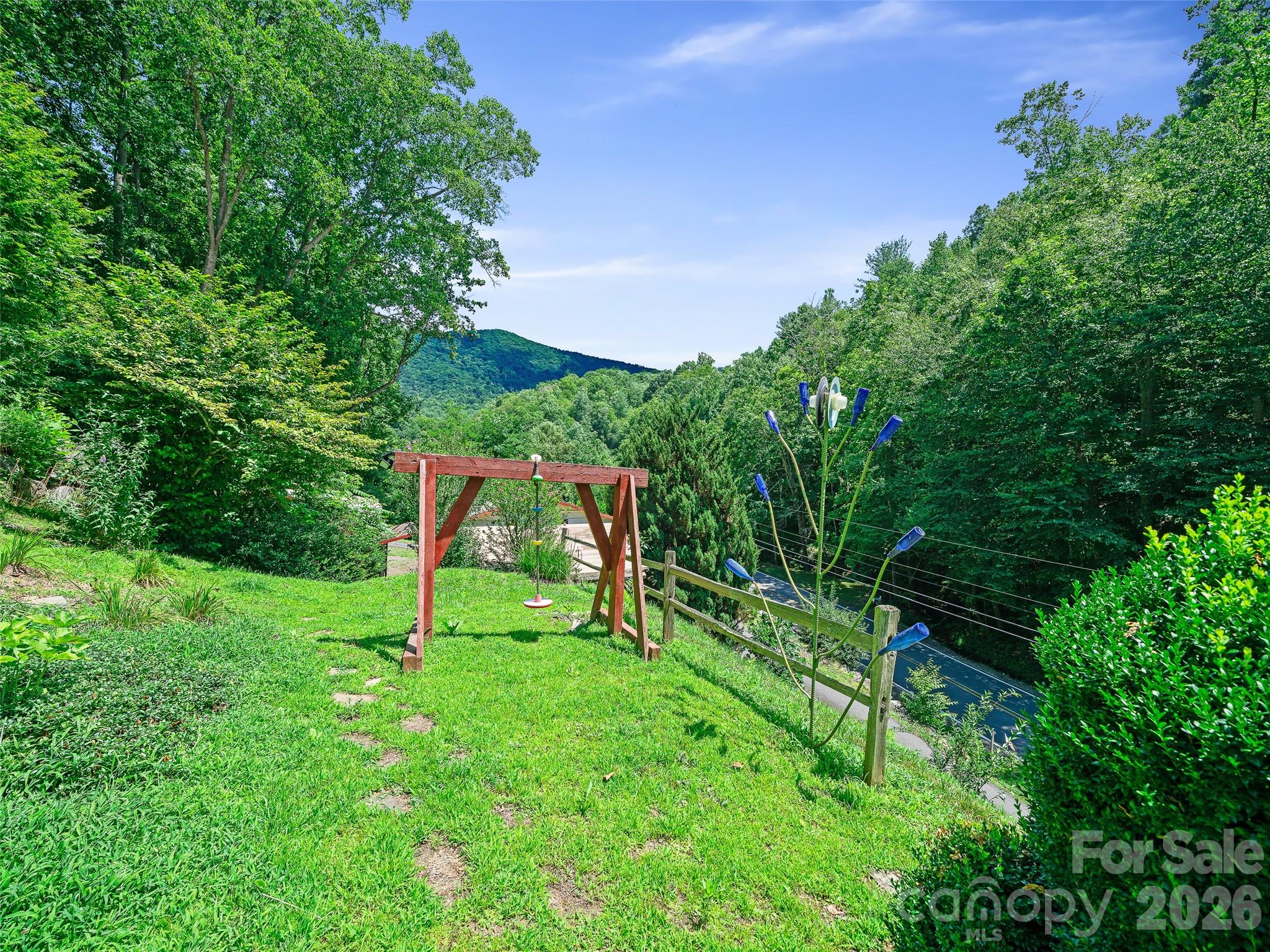 1065 Upper Pig Pen Road Green Mountain, NC 28740 - Photo 25 of 39