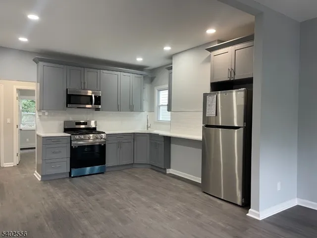 $2,300 | 54 Mt Prospect Avenue, Unit 2, Belleville, NJ 07109