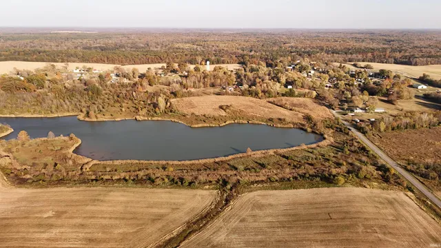 $295,000 | 1150 County Road 1150 South, Oakland City, IN 47660