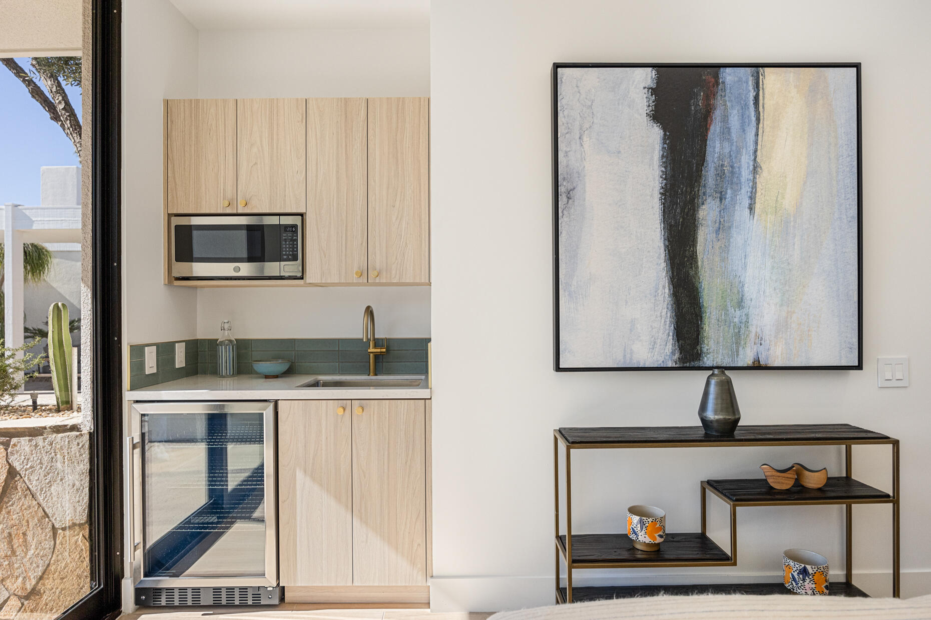 45560 Williams Road Indian Wells, CA 92210 - Photo 51 of 60 a kitchen with a sink and a microwave