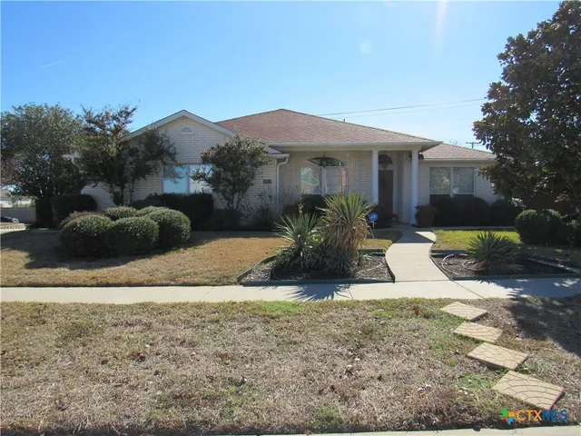 $1,800 | 5812 Montrose Drive, Killeen, TX 76542