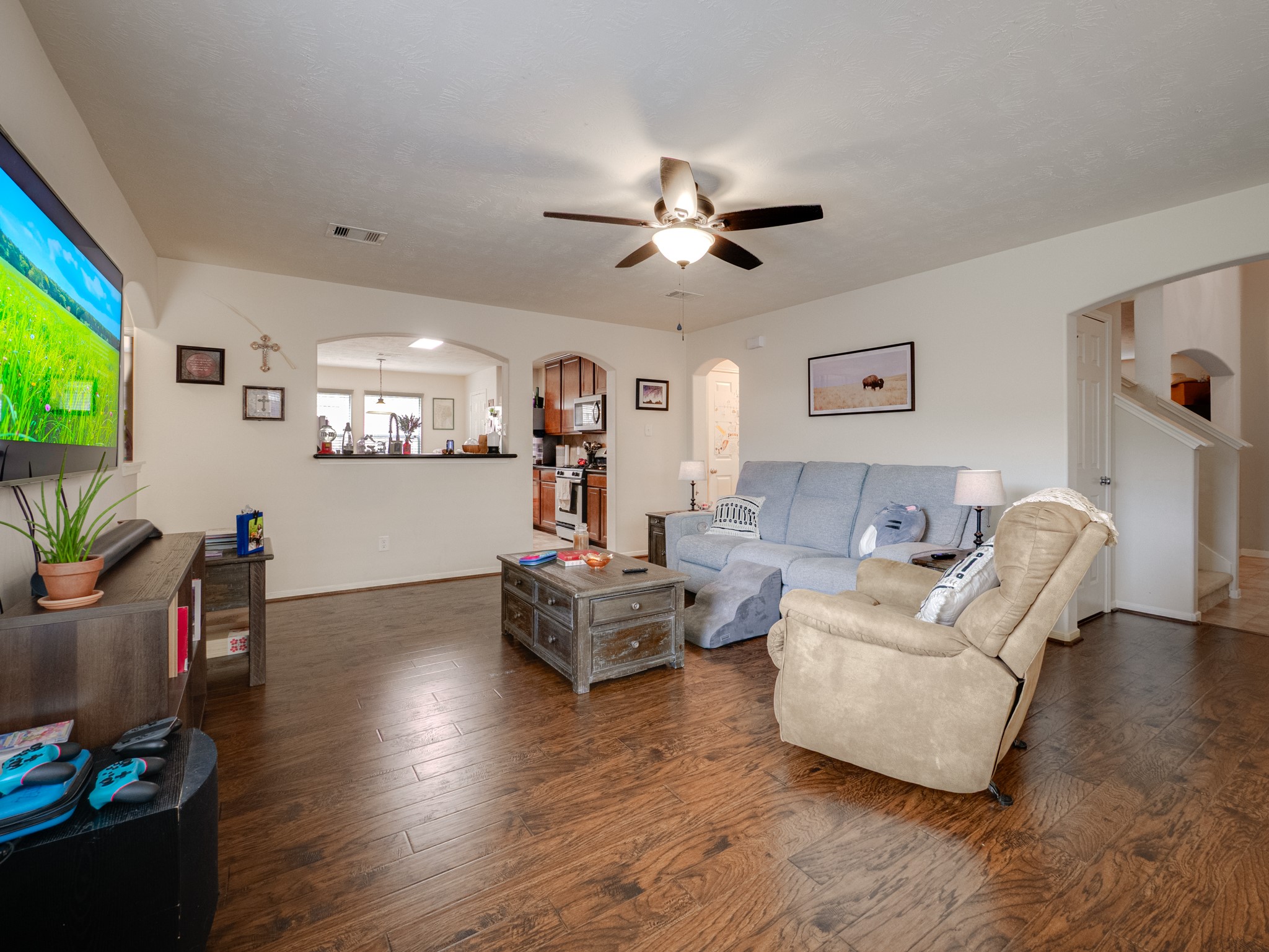 22106 Bridgestone Crossing Drive Spring, TX 77388 - Photo 11 of 26 Large family room opens to the kitchen.