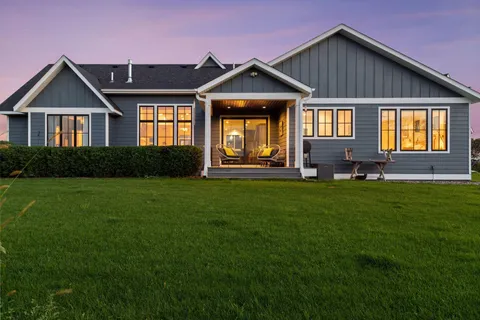 $1,450,000 | 8182 Waterset Circle, Mound, MN 55364