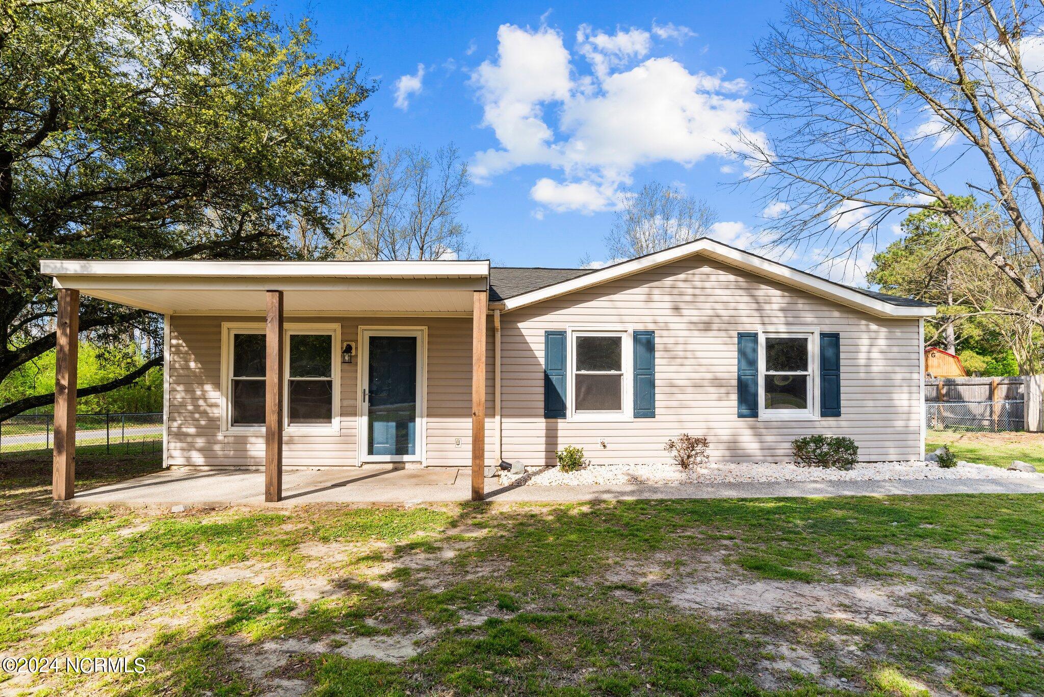 2672 Foxfire Road Farmville, NC 27828 - Photo 1 of 38 Front View