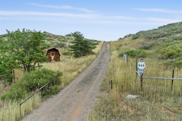 $400,000 | 940 South Co Road 29, Loveland, CO 80537