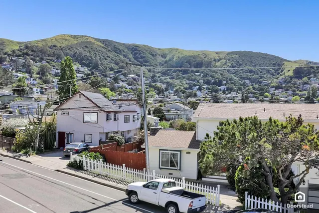 $999,000 | 113 Alvarado Street, Brisbane, CA 94005