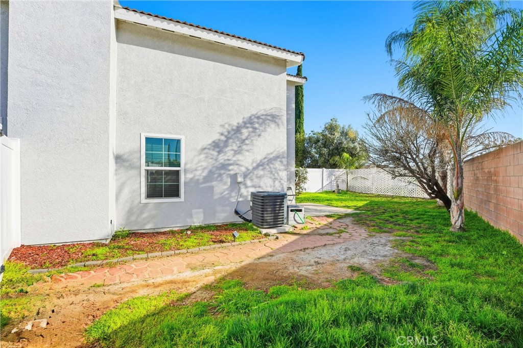 7639 Hillhurst Drive Riverside, CA 92508 - Photo 38 of 54