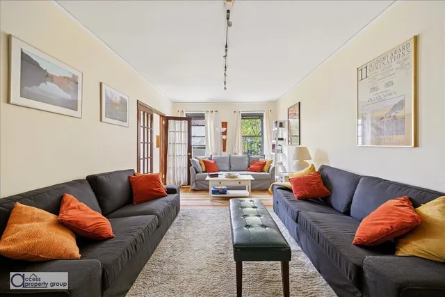 $389,000 | 251 Seaman Avenue, Unit 5C | Inwood