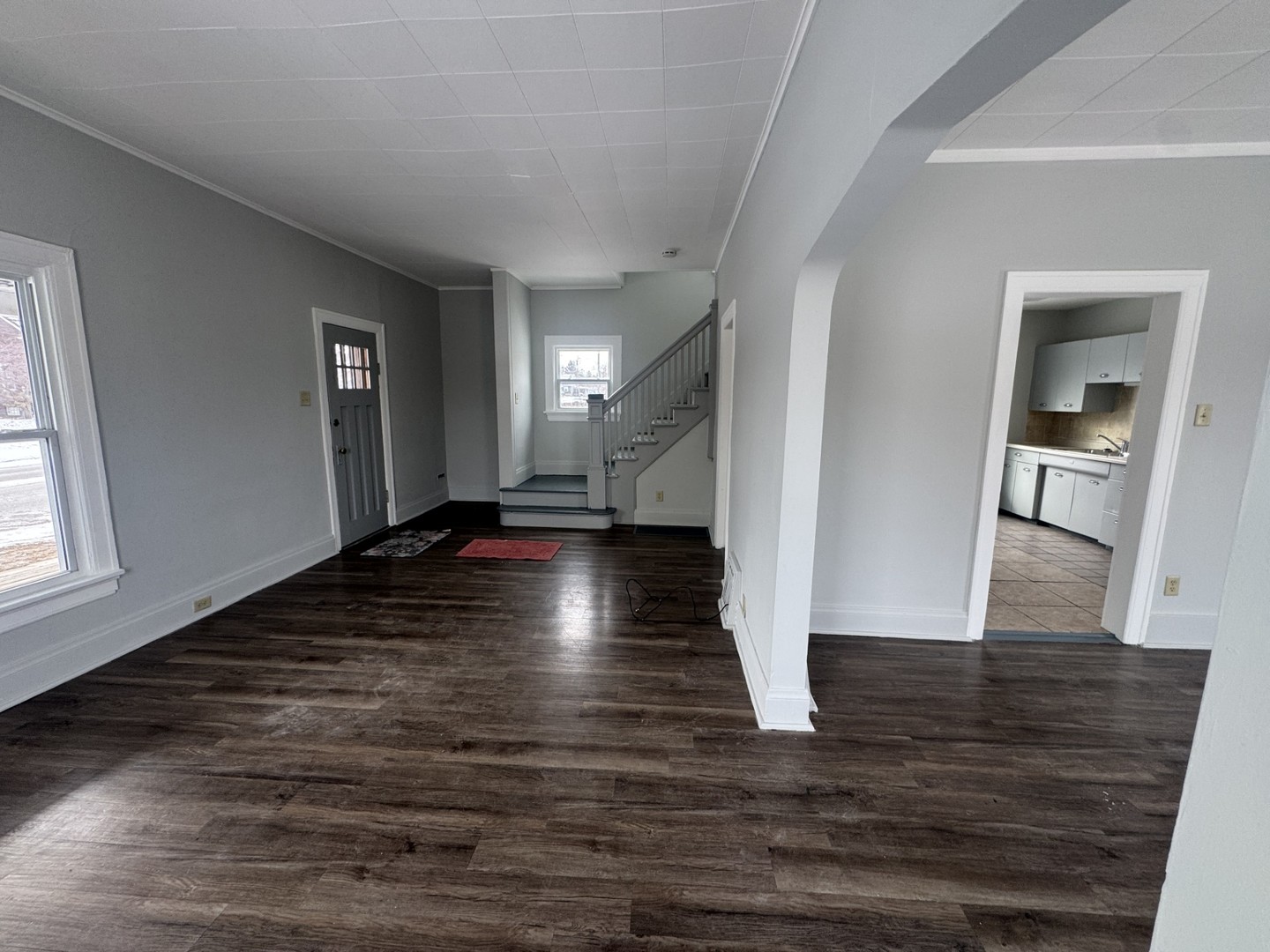 312 East Division Street Kewanee, IL 61443 - Photo 4 of 11 a view of empty room with wooden floor