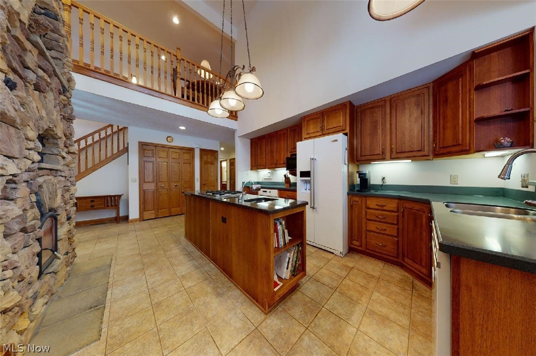 8535 Mentor Road Mentor, OH 44060 - Photo 4 of 27 Gallery Image 4