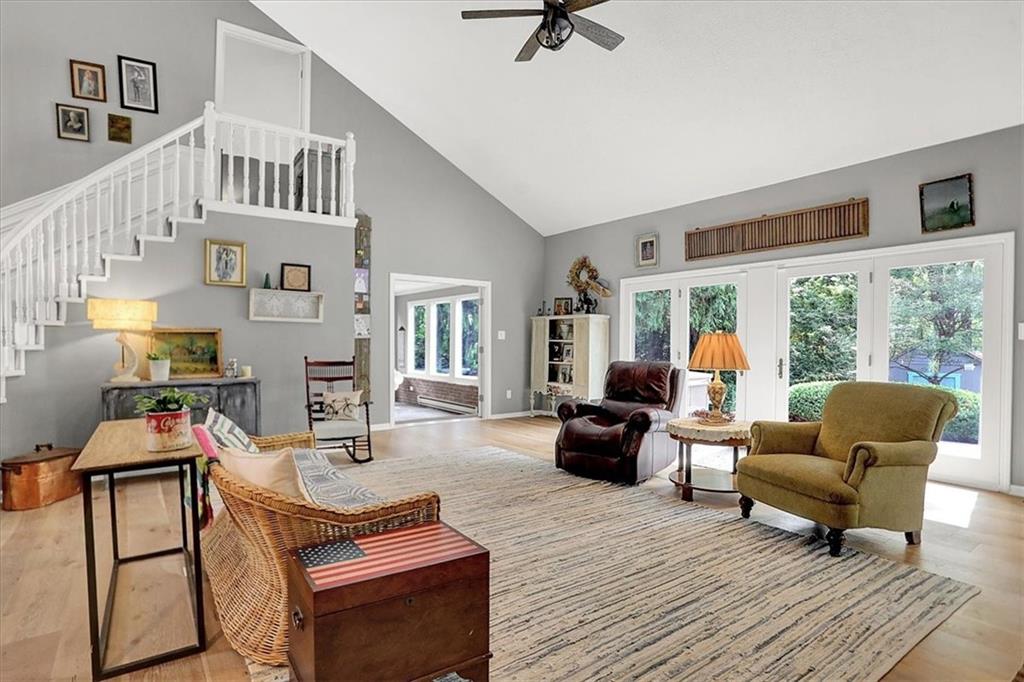 5015 Fall Creek Road Indianapolis, IN 46220 - Photo 9 of 60