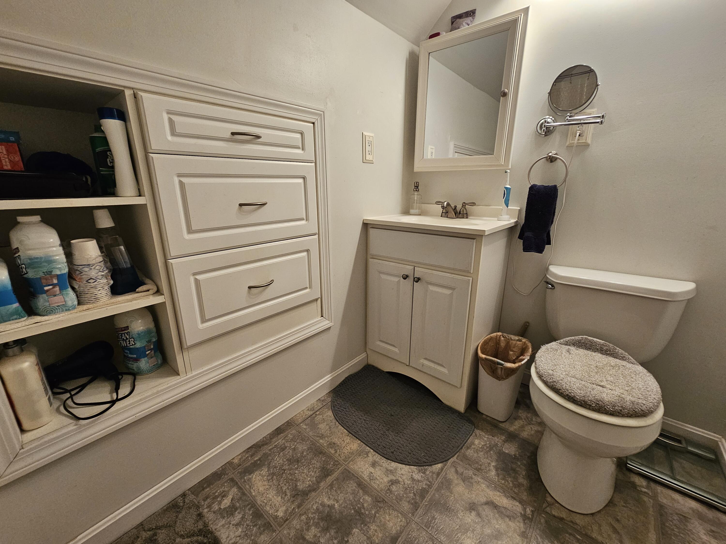 19 High Street Brewer, ME 04412 - Photo 14 of 37 20250916_120707