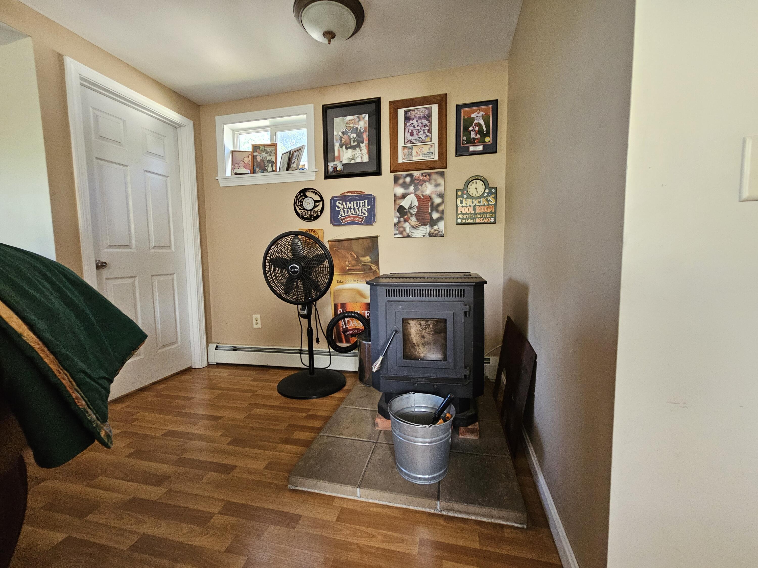 19 High Street Brewer, ME 04412 - Photo 8 of 37 20250916_115452