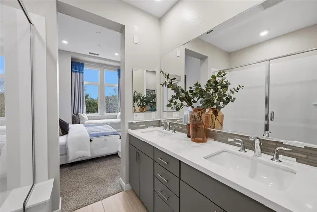 $1,698,000 | 845 De Guigne Drive, Unit 2, Sunnyvale, CA 94085