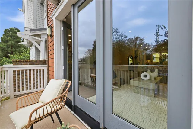 $1,698,000 | 845 De Guigne Drive, Unit 2, Sunnyvale, CA 94085