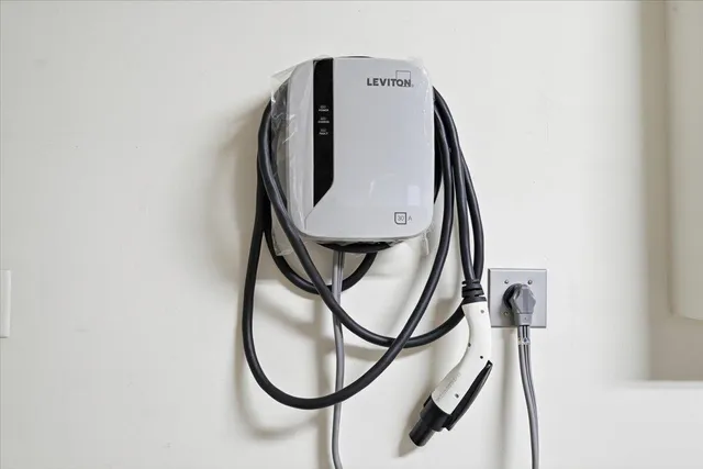 $1,698,000 | 845 De Guigne Drive, Unit 2, Sunnyvale, CA 94085