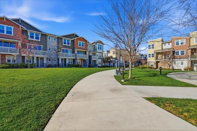 $1,698,000 | 845 De Guigne Drive, Unit 2, Sunnyvale, CA 94085