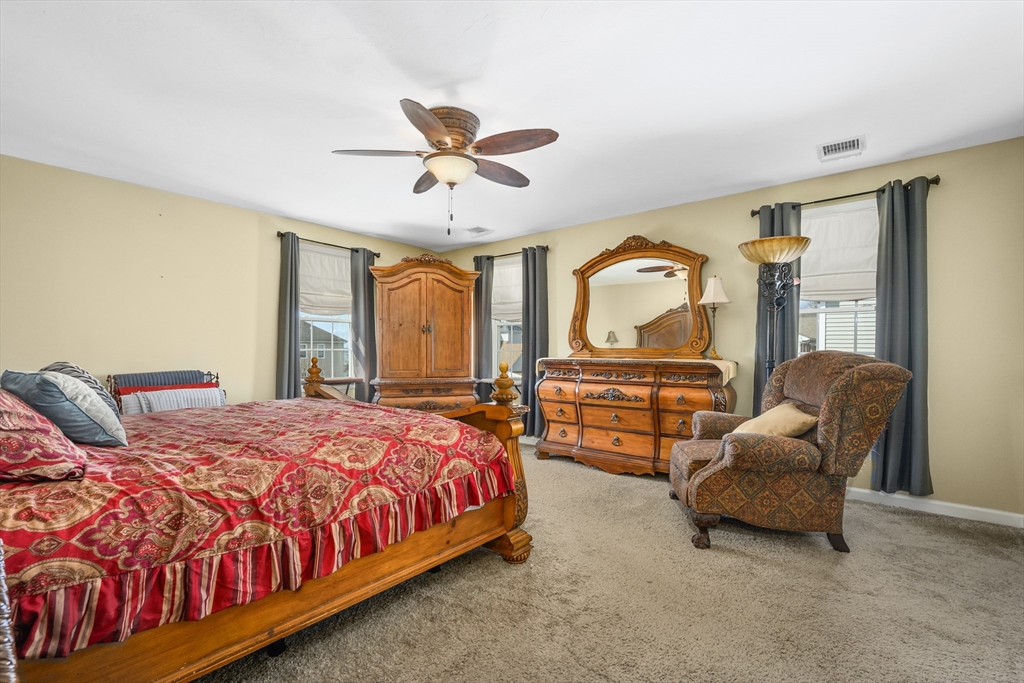 138 Sprague Street Fall River, MA 02724 - Photo 18 of 36