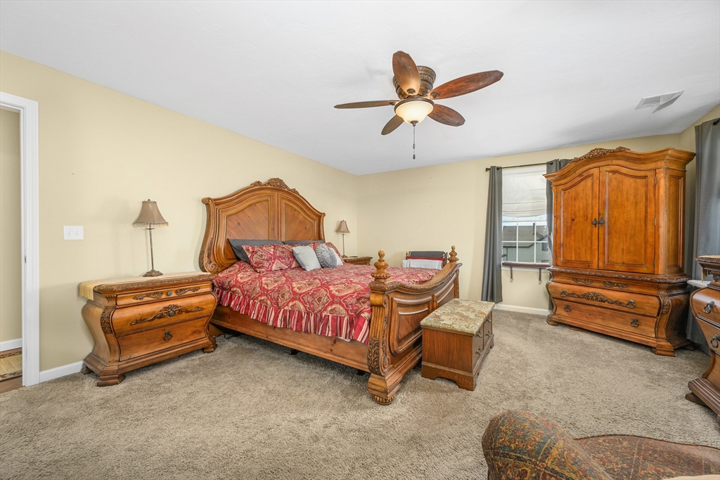 138 Sprague Street Fall River, MA 02724 - Photo 19 of 36