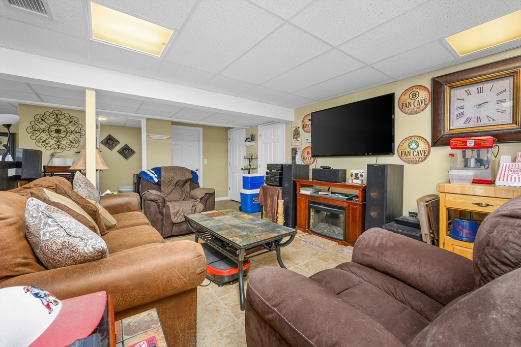 138 Sprague Street Fall River, MA 02724 - Photo 22 of 36