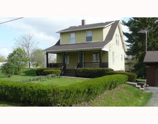 Exterior Front. Nice home in the country not too far from major towns/hghwys