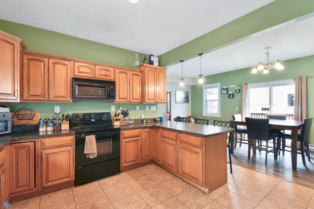 $319,000 | 51 6th Avenue North, Fargo, ND 58102