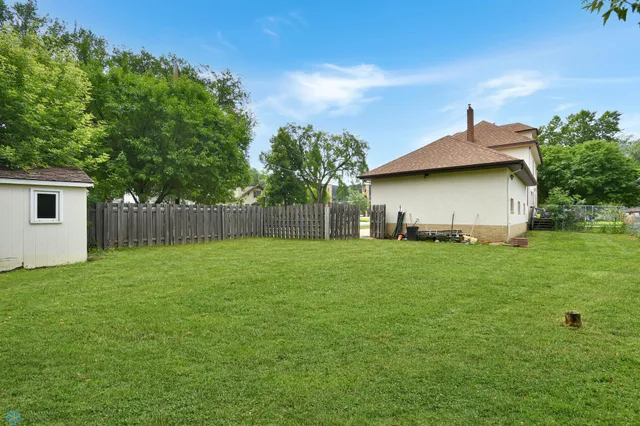 $319,000 | 51 6th Avenue North, Fargo, ND 58102