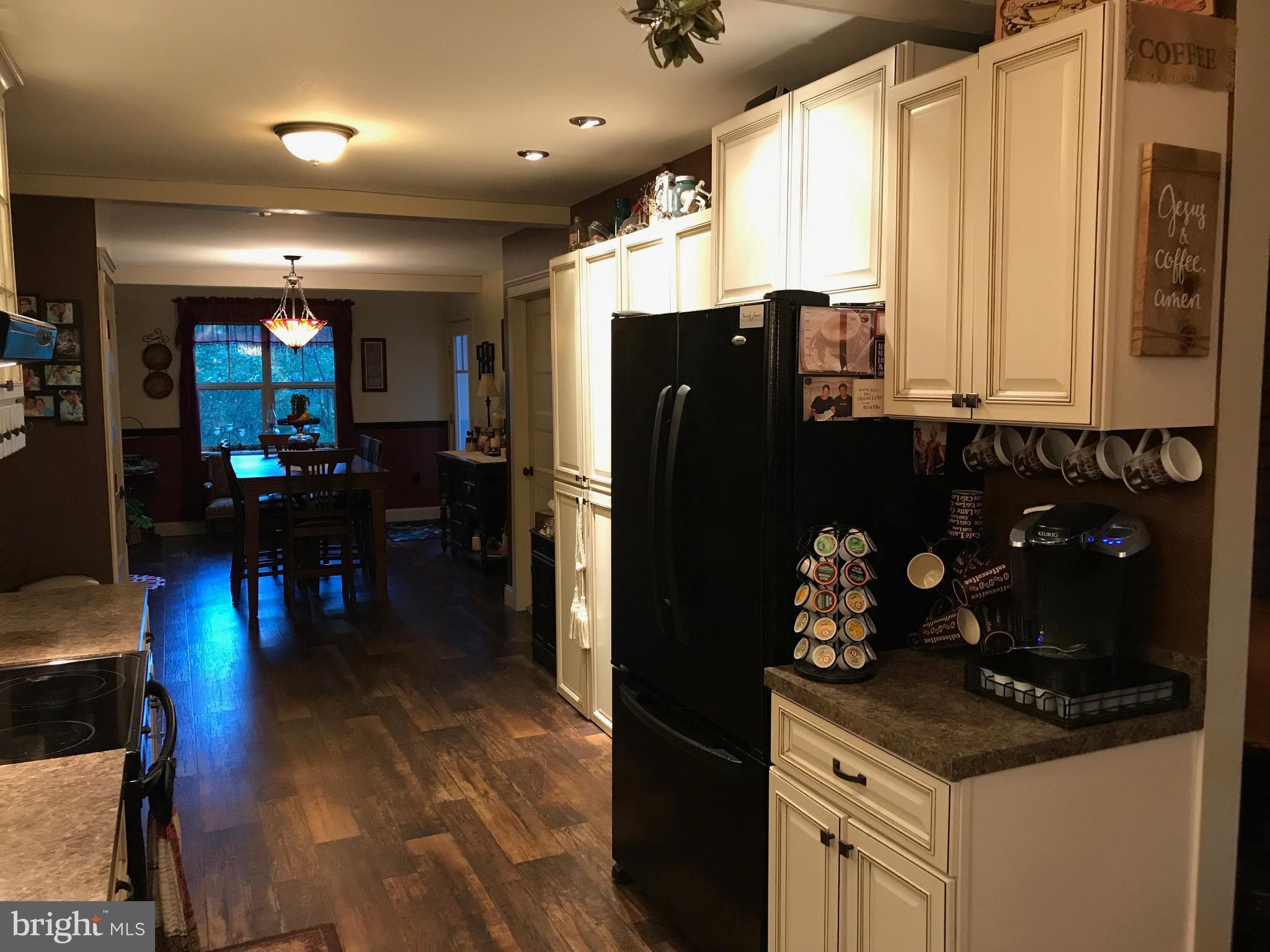 80 Dead End Road Lititz, PA 17543 - Photo 16 of 76 Kitchen