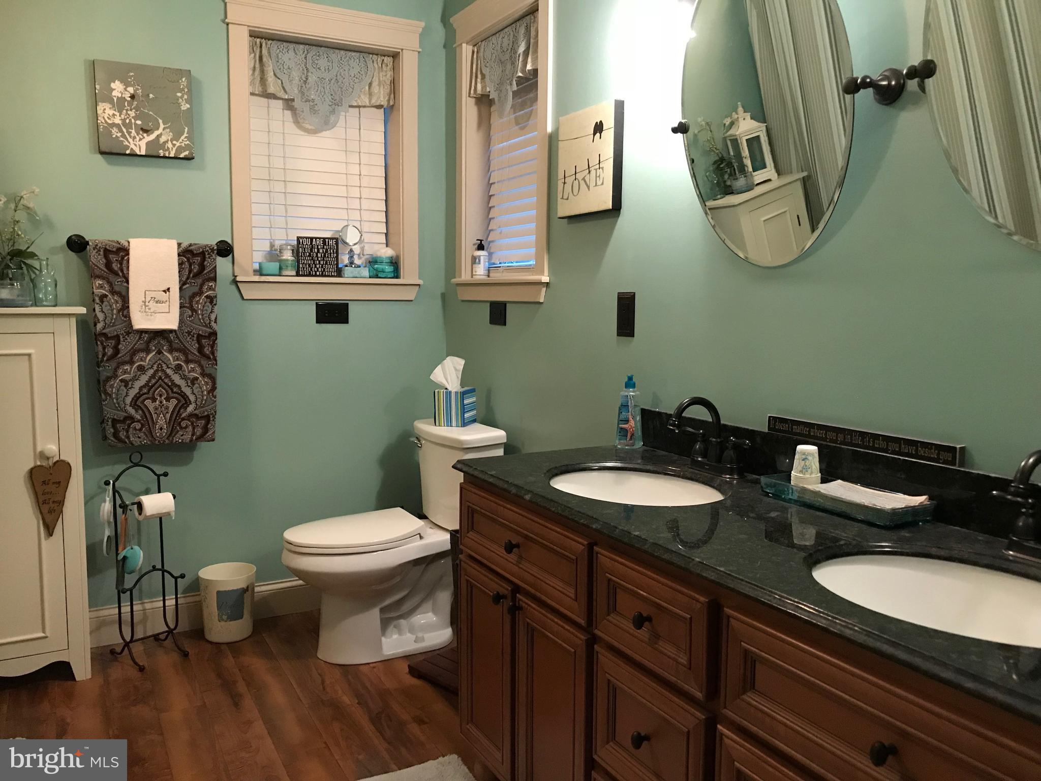 80 Dead End Road Lititz, PA 17543 - Photo 31 of 76 Master Bathroom