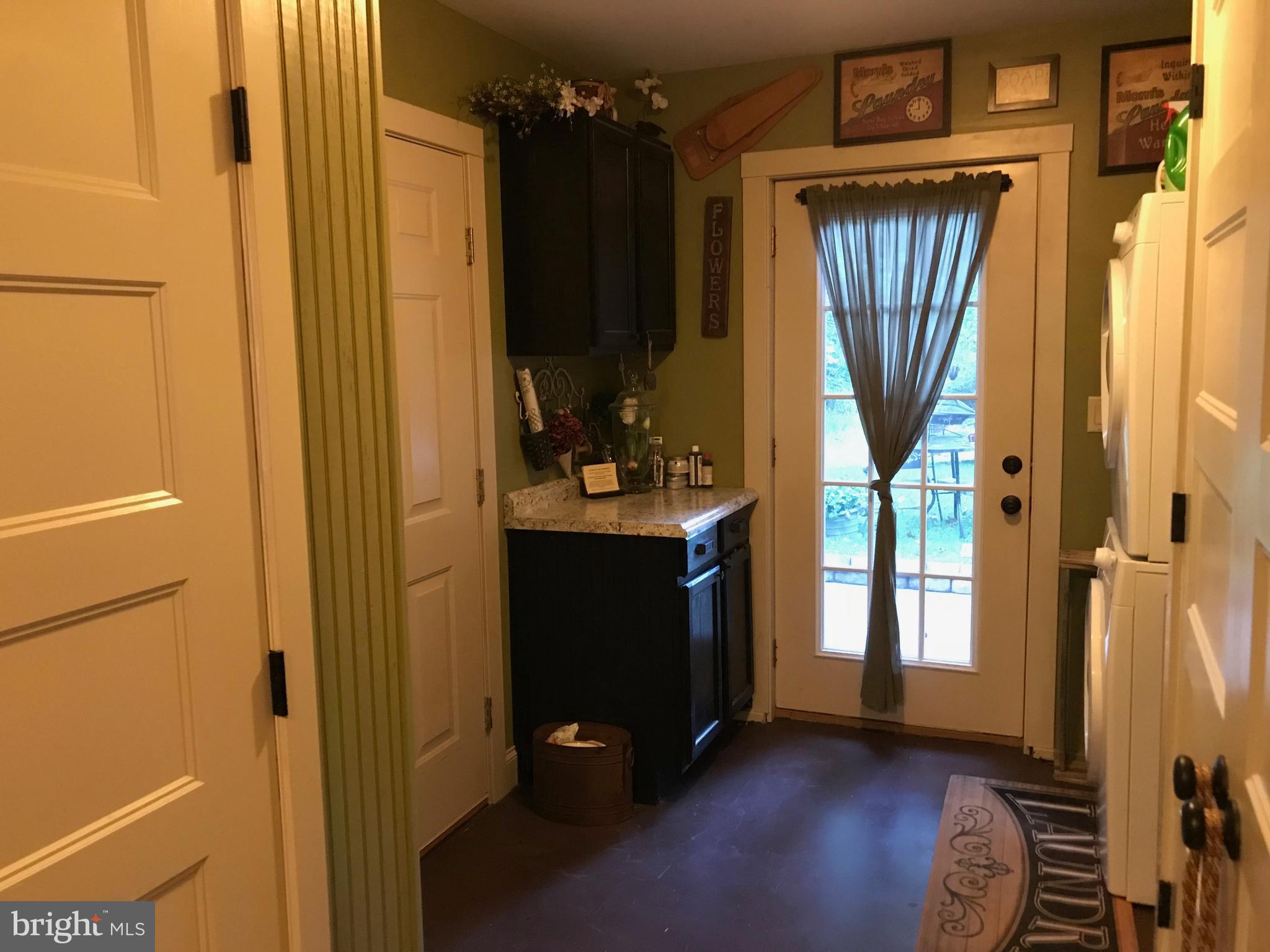 80 Dead End Road Lititz, PA 17543 - Photo 44 of 76 Laundry