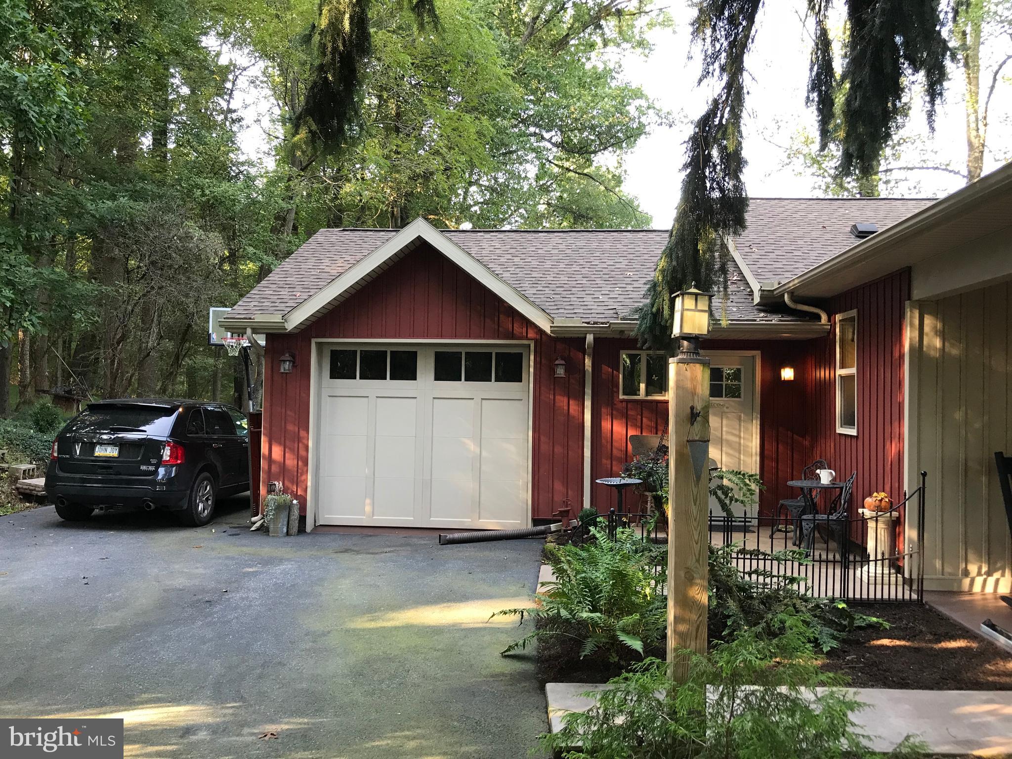80 Dead End Road Lititz, PA 17543 - Photo 47 of 76 Garage