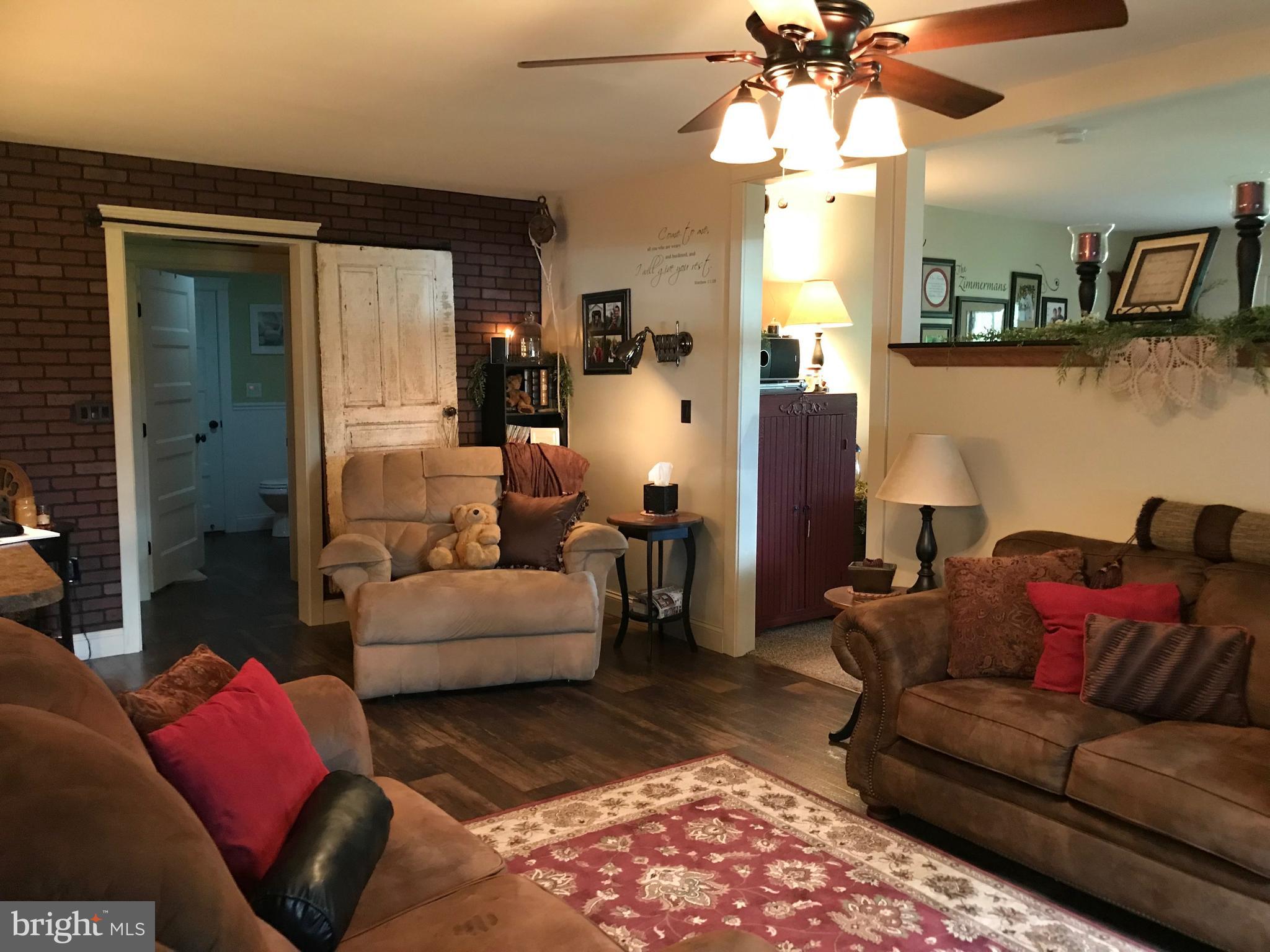 80 Dead End Road Lititz, PA 17543 - Photo 7 of 76 Family Room