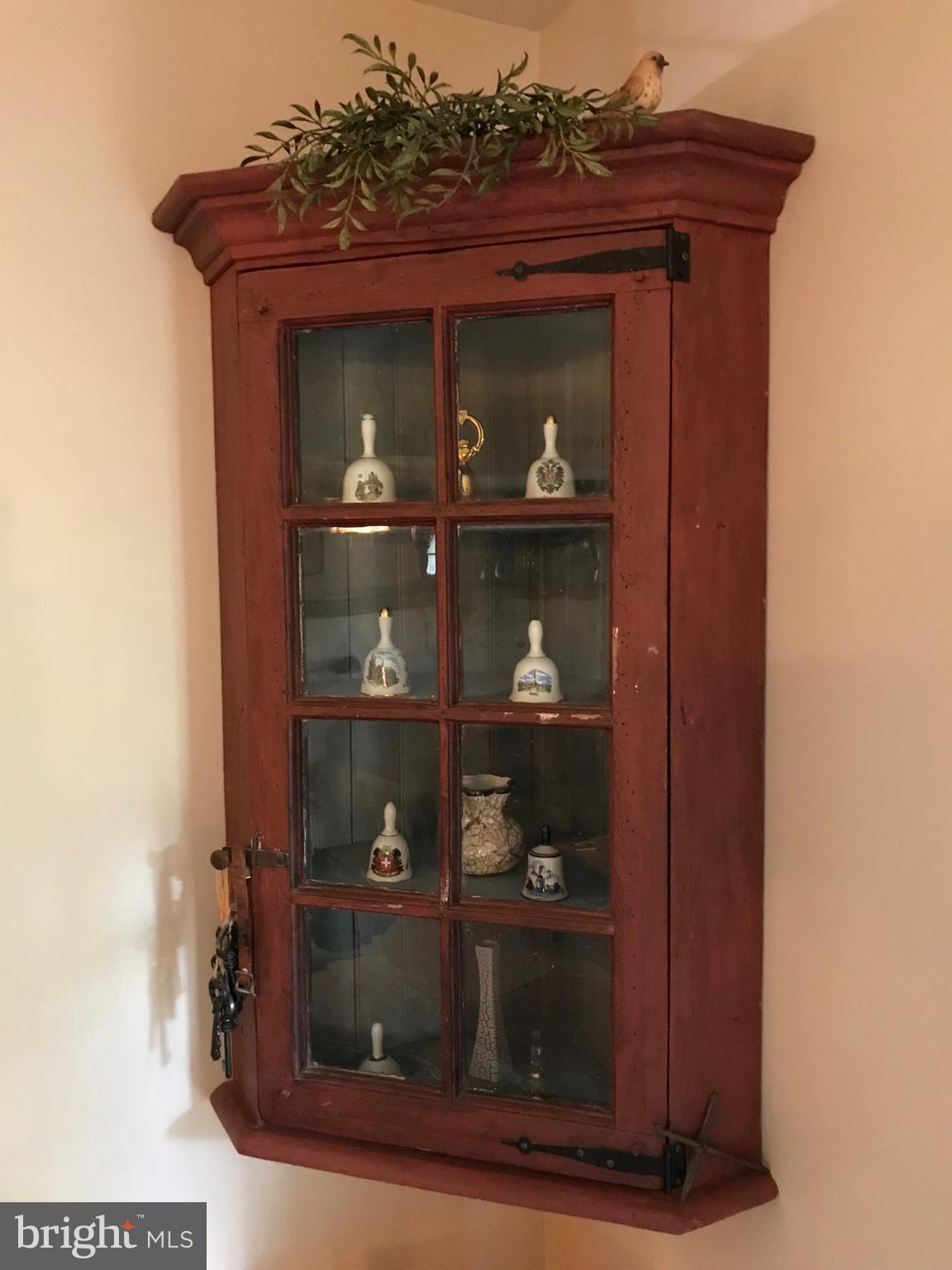 80 Dead End Road Lititz, PA 17543 - Photo 9 of 76 Built in Cabinet