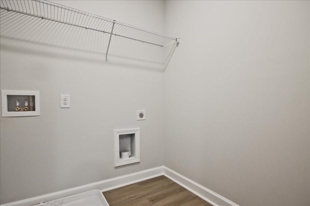 313 Colsen Drive Acworth, GA 30102 - Photo 27 of 37 a view of a room with wooden floor