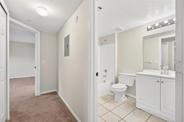 $230,000 | 13917 Fairway Island Drive, Unit S, Orlando, FL 32837