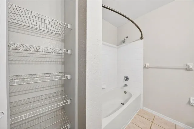 $230,000 | 13917 Fairway Island Drive, Unit S, Orlando, FL 32837