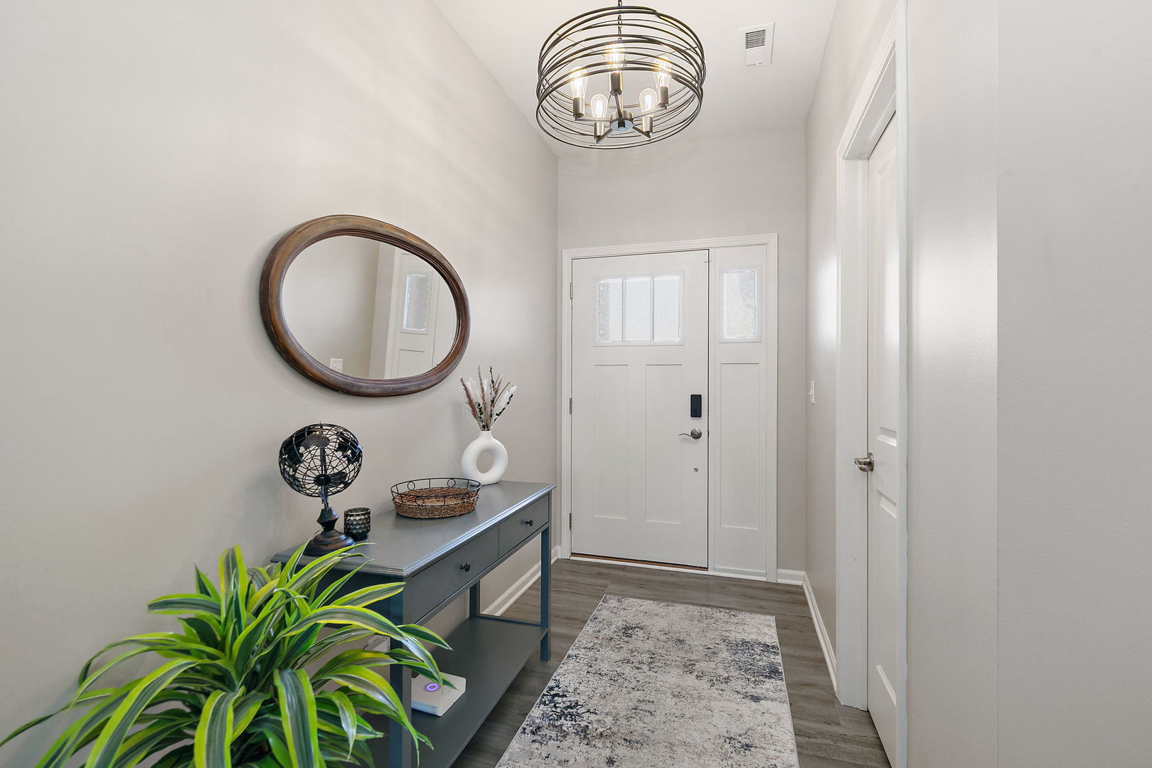 1204 Draper Road McHenry, IL 60050 - Photo 3 of 27