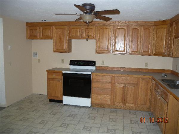 12 Riverside Drive Webster, MA 01570 - Photo 8 of 10 Gallery Image 8