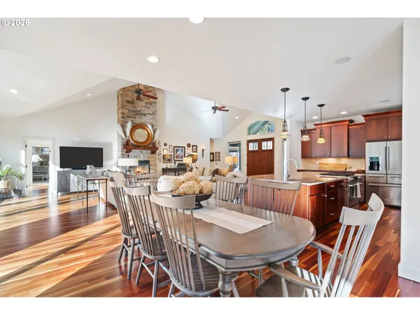 $1,299,900 | 168 Yale-Landing Road, Cougar, WA 98616
