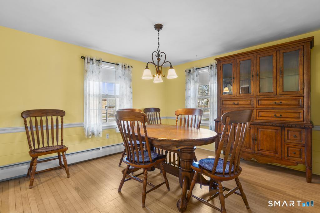 89 Baldwin Avenue Meriden, CT 06450 - Photo 20 of 38