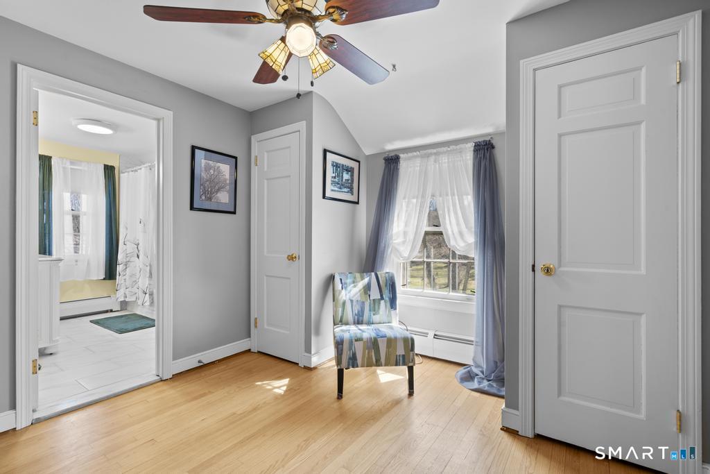 89 Baldwin Avenue Meriden, CT 06450 - Photo 23 of 38