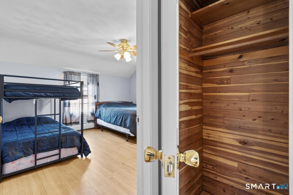 89 Baldwin Avenue Meriden, CT 06450 - Photo 28 of 38