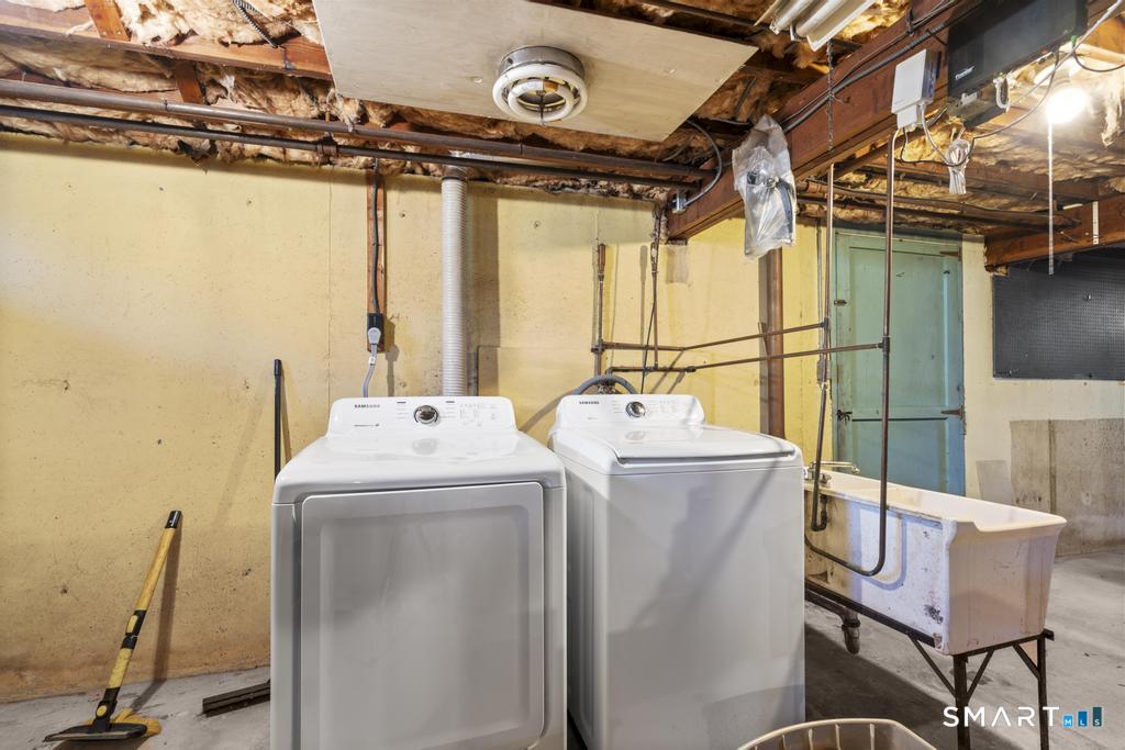 89 Baldwin Avenue Meriden, CT 06450 - Photo 37 of 38