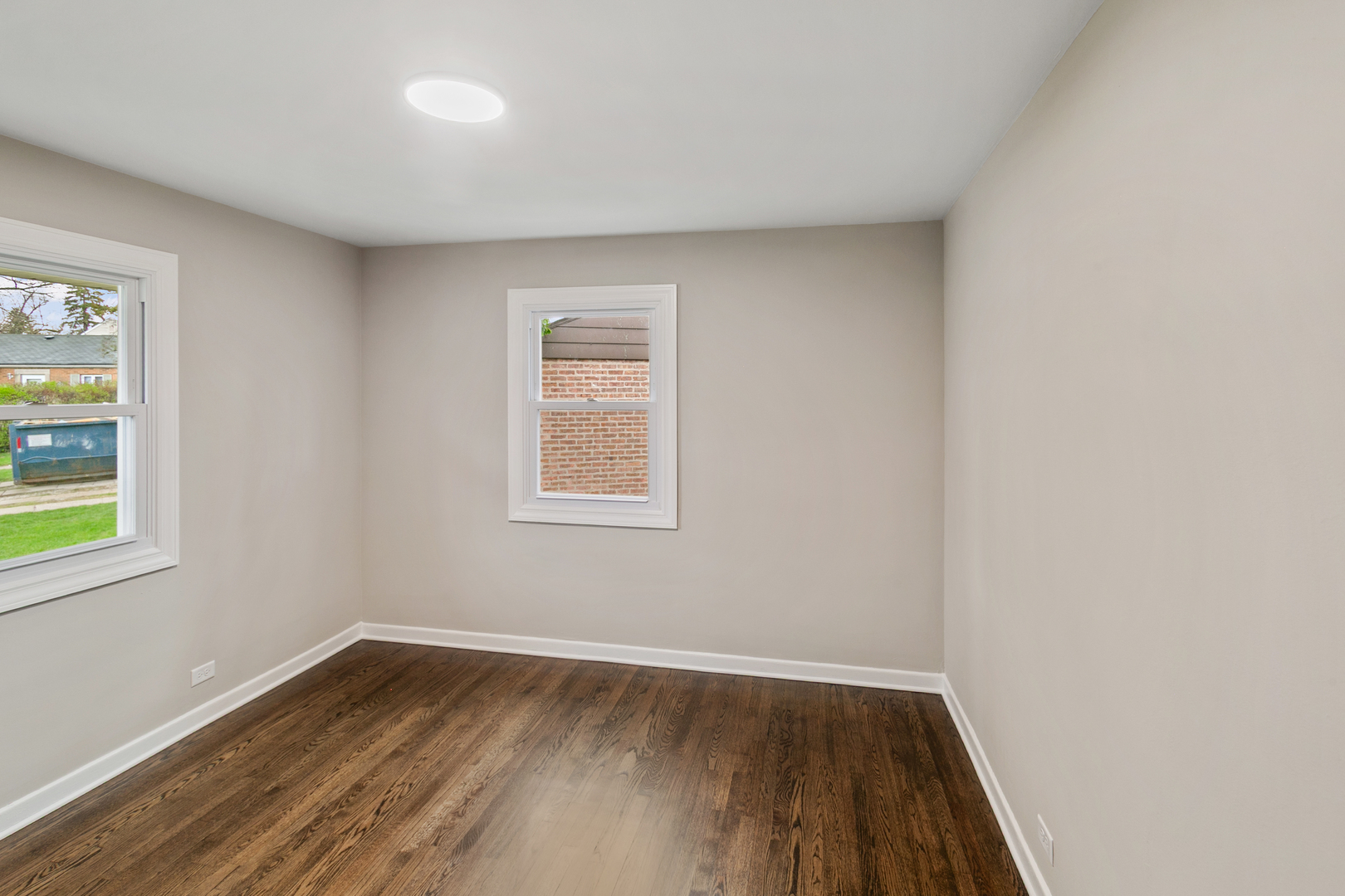 18600 Golfview Avenue Homewood, IL 60430 - Photo 12 of 26