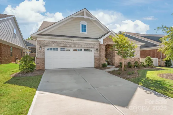 $560,000 | 3618 Marchers Trace Drive, Charlotte, NC 28227