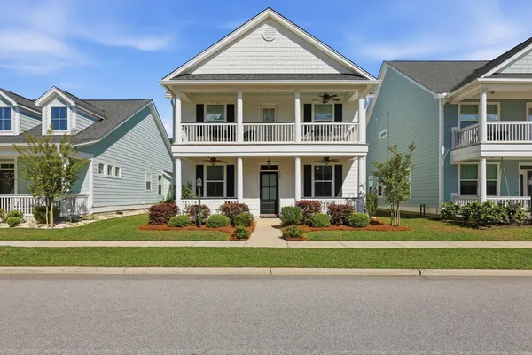 $425,000 | 122 Angelica Avenue, Summerville, SC 29483